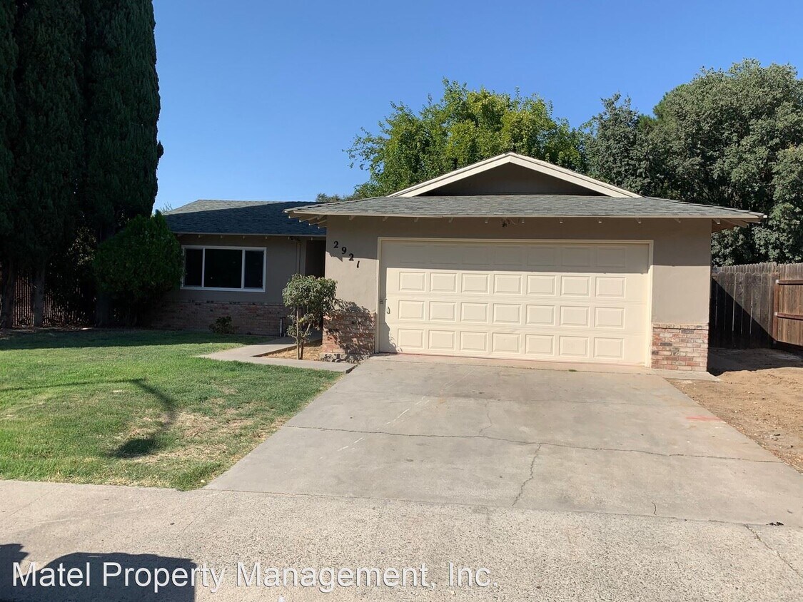 Foto principal - 3 br, 2 bath House - 2921 ALDER CREEK DR