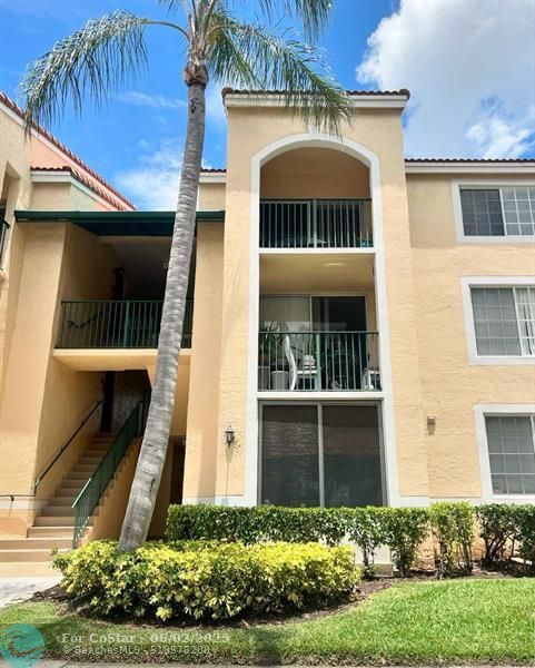 Foto del edificio - 1739 Village Blvd