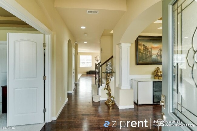Building Photo - 5 br, 3 bath House - 1710 66th St SE, Aubu...