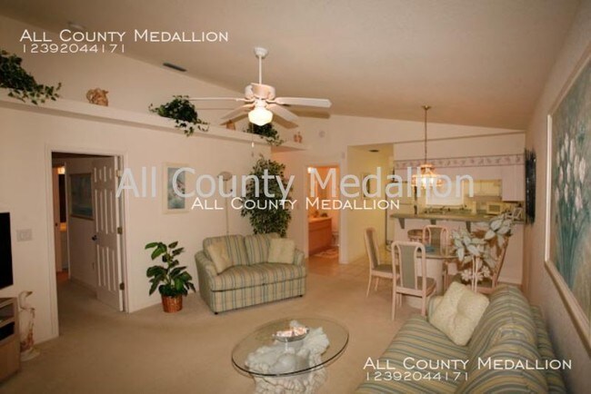 Building Photo - 1004 SW 48th Ter