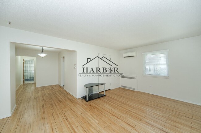 Foto del edificio - 10th Avenue SE Duplex
