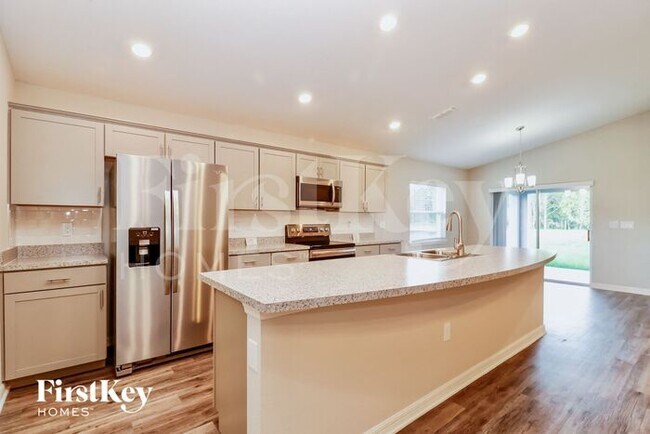 Building Photo - 6778 Hanworth Ln