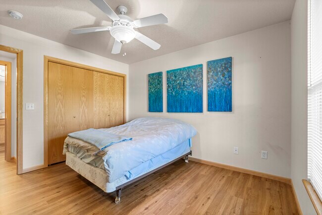 Foto del edificio - 1552 Cook Cir