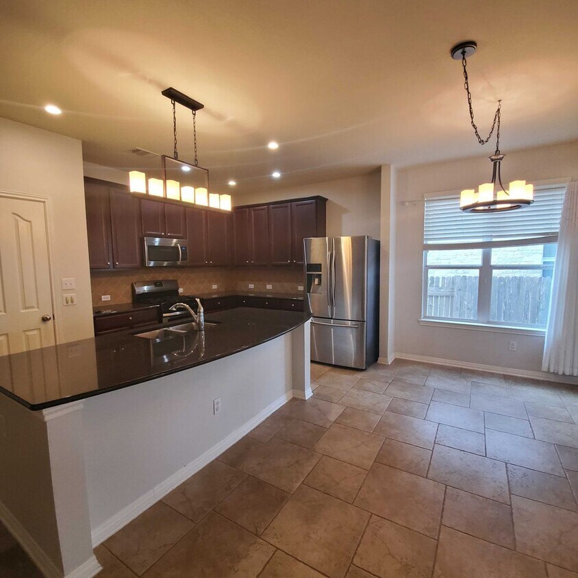 Primary Photo - Elegant 4-Bedroom Family Haven with Premiu...