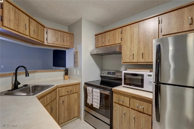 Building Photo - 1200 Tollis Pkwy