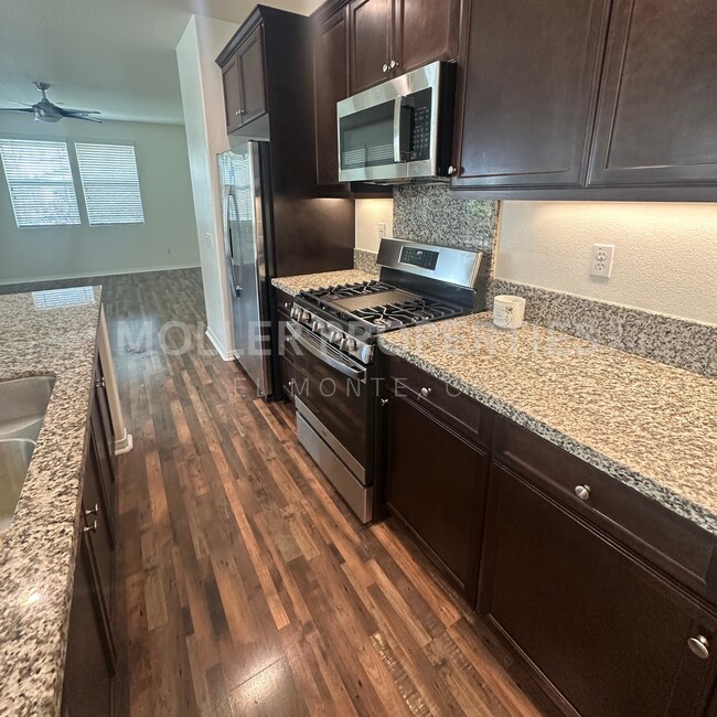 Building Photo - 6061 Satterfield Way