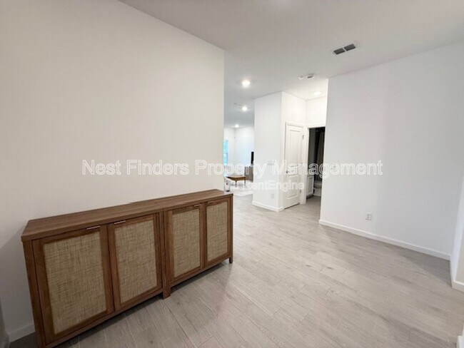 Foto del edificio - 79 Beauclair Blvd
