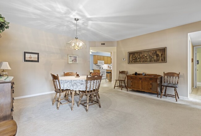 Foto del edificio - 5548 Spring Brook Rd
