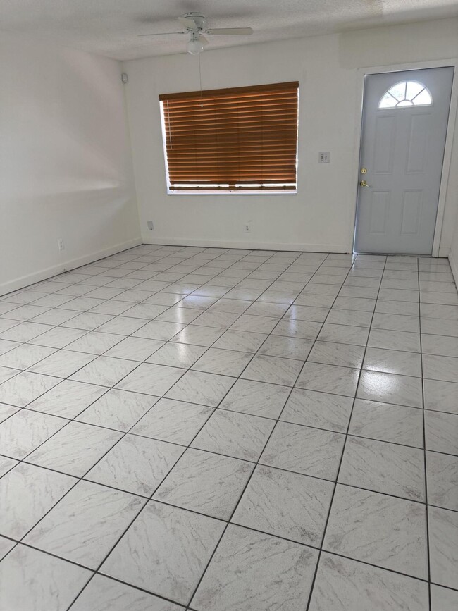 Building Photo - 4916 Pimlico Ct