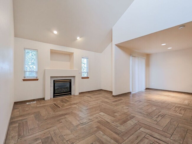 Foto del edificio - 603 122nd Ct NE