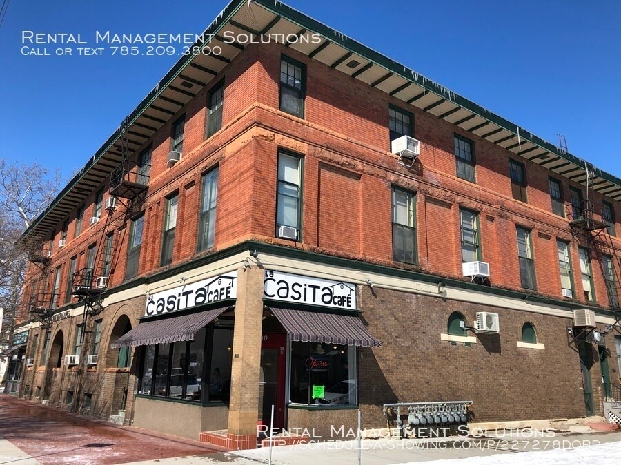 Primary Photo - 1132 SW Western Ave