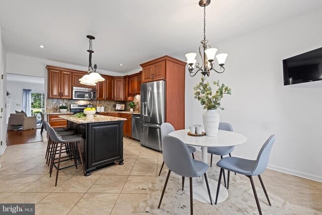 Building Photo - 3 Iron Mill Garth