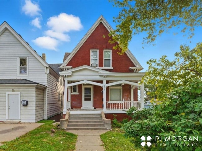 3735 S - 3735 S Apartment