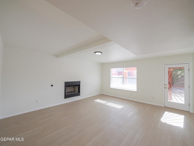 Building Photo - 3313 Tierra Yvette Ln