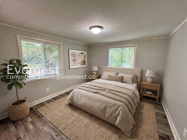 Foto del edificio - 2975 Sharon Ln