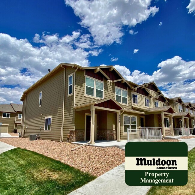 Foto del edificio - Newly Built 3 Bedroom Townhome with Commun...
