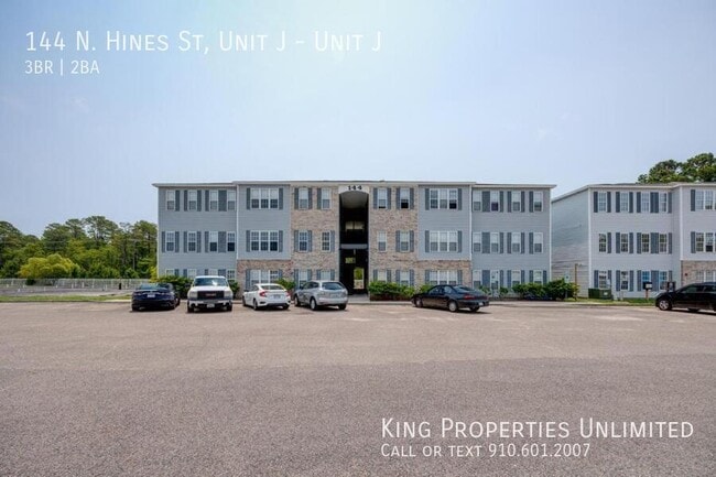 Building Photo - 144 N Hines St