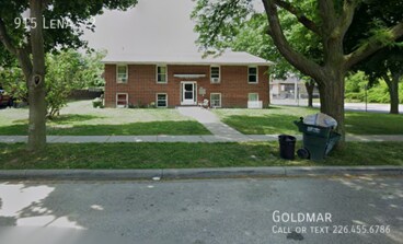 Primary Photo - Large 2 bedroom unit near the University!