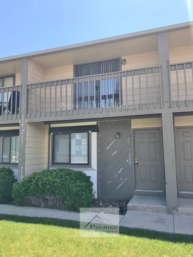 Photo - 527 Comanche Village Dr Townhome