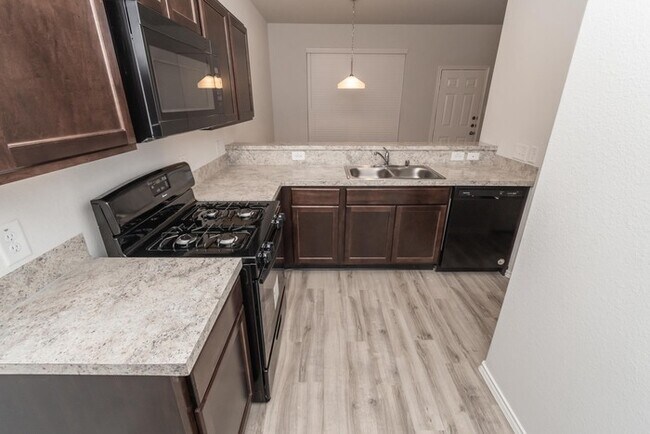 Building Photo - 5503 Gouldburn River Dr