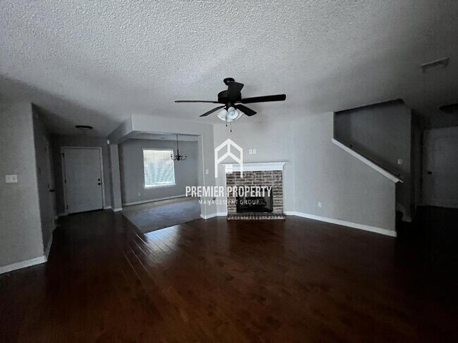 Foto del edificio - 420 Springer Cv