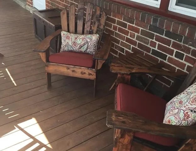 Porch - 7006 Boyer St