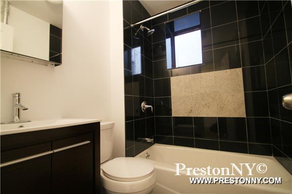 Foto del edificio - 335 W 14th St