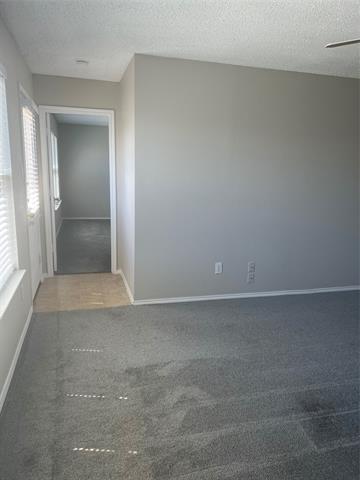 Building Photo - 1701 Willow Way