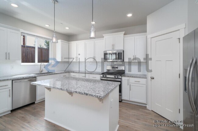 Building Photo - 6486 N 89th Ave