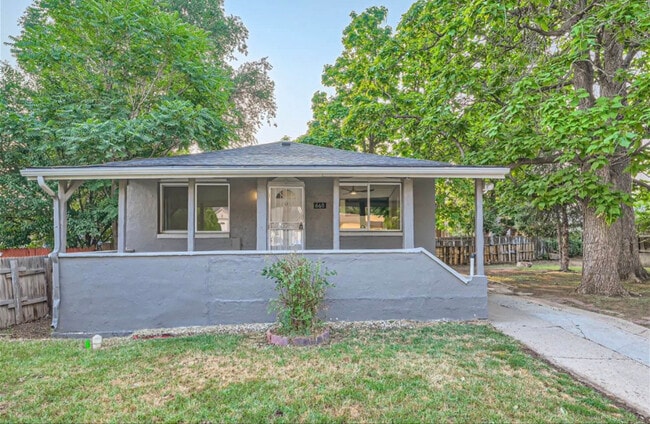 Photo - 668 S Lowell Blvd House