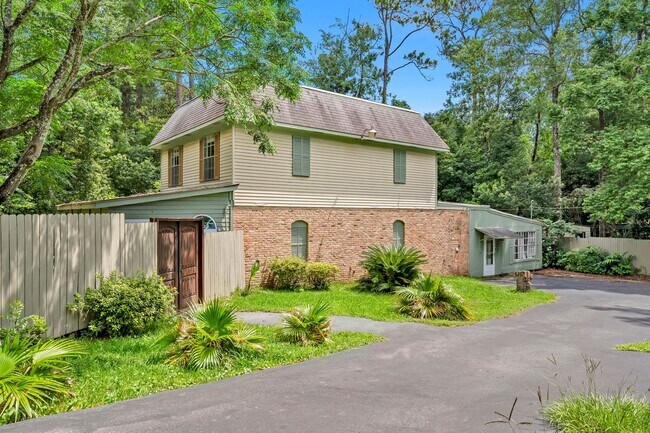 Foto del edificio - 3532 Spring Hill Ave