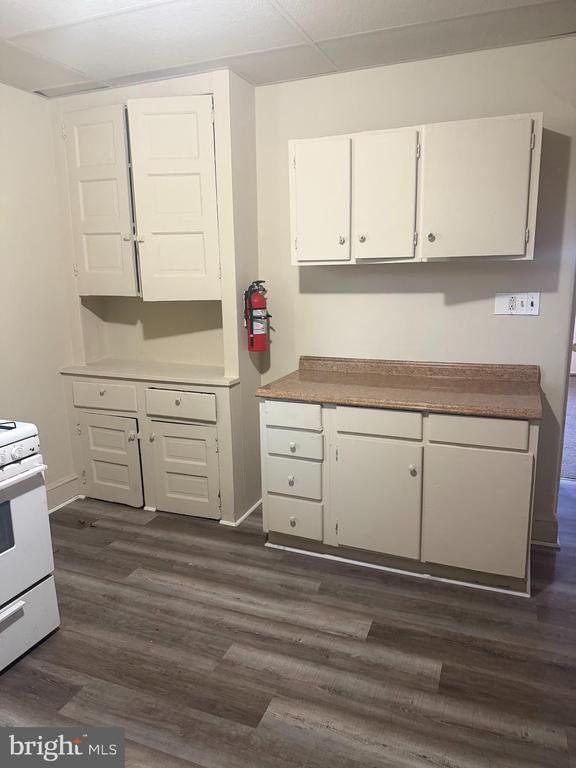 Foto del edificio - 412 E Oak St