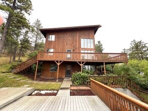 Building Photo - 2213 Gold Rush Ave