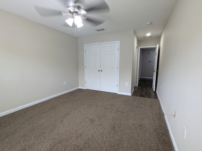 Foto del edificio - 114 Plantation Point Dr