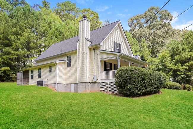 Building Photo - Charming Home on Spacious Tree-Lined Lot