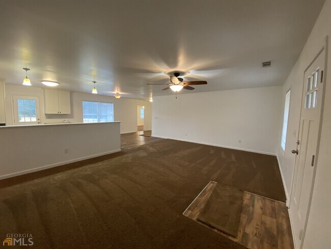 Building Photo - 539 Levi Barnes Rd