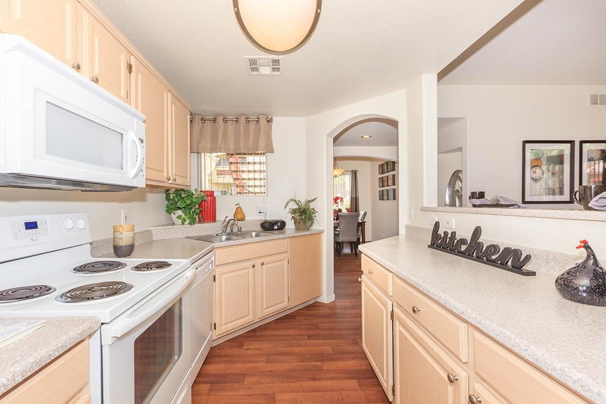 Noble Park Apartments in Las Vegas, NV