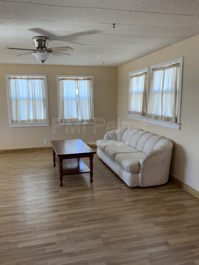 Foto del edificio - 2026 Shady Cove Dr