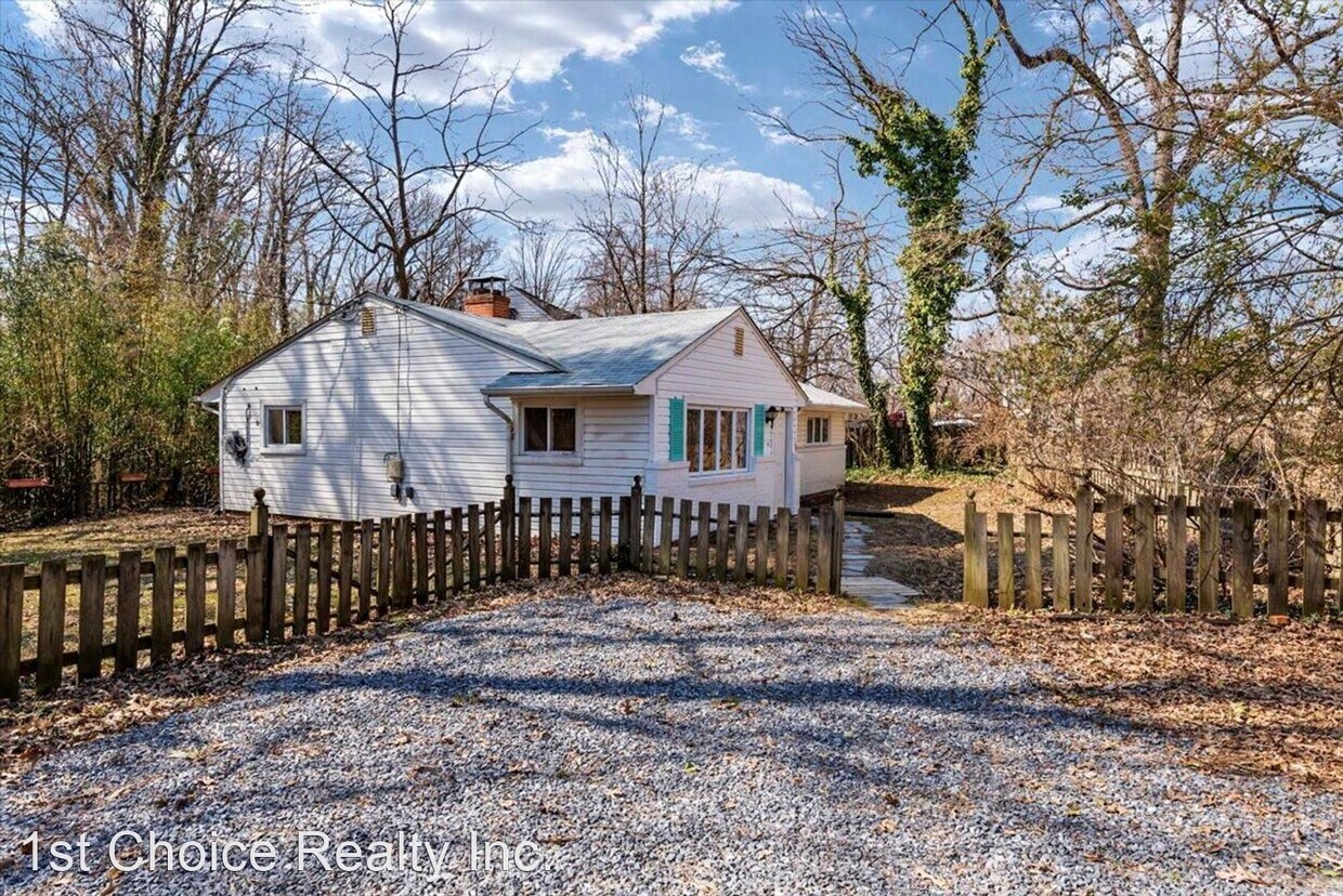 Primary Photo - 2 br, 1 bath House - 1 Park Lane