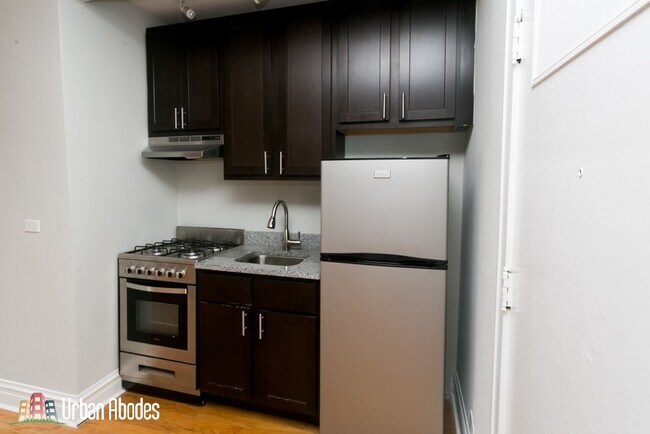 Foto del edificio - 4738 N Hermitage Ave