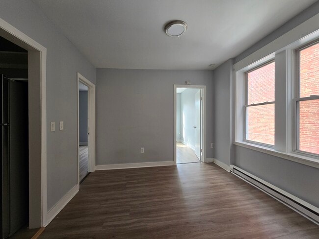 Building Photo - 25 Whittier St