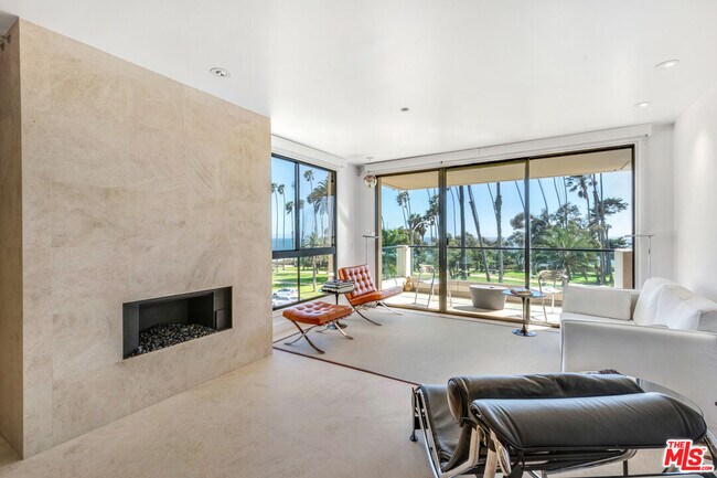 Foto del edificio - 701 Ocean Ave