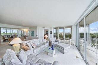 Building Photo - 6361 Pelican Bay Blvd