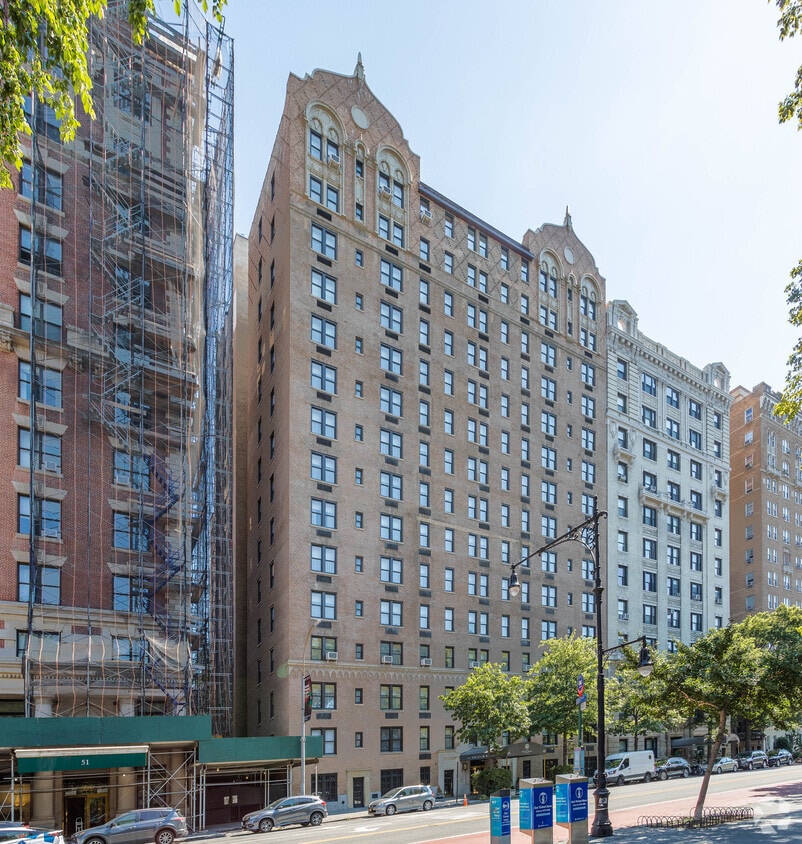 Primary Photo - 45 W 81st St