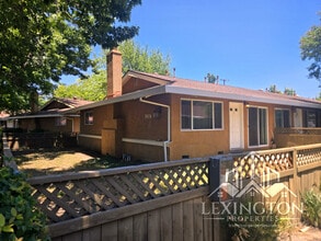 Building Photo - 5016 Bremner Way