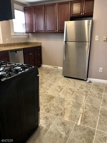 Foto del edificio - 181 Burnett Ave