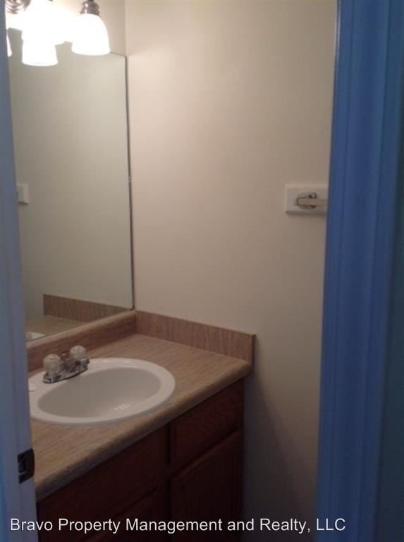 Building Photo - 948 Waverly Ct