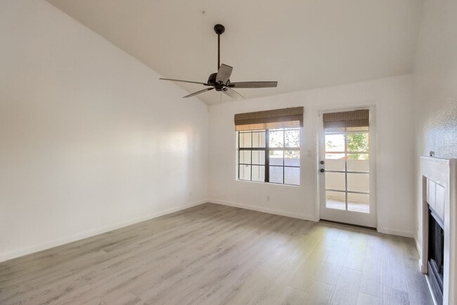 Building Photo - New Three Bedroom Condo in Paradise Valley