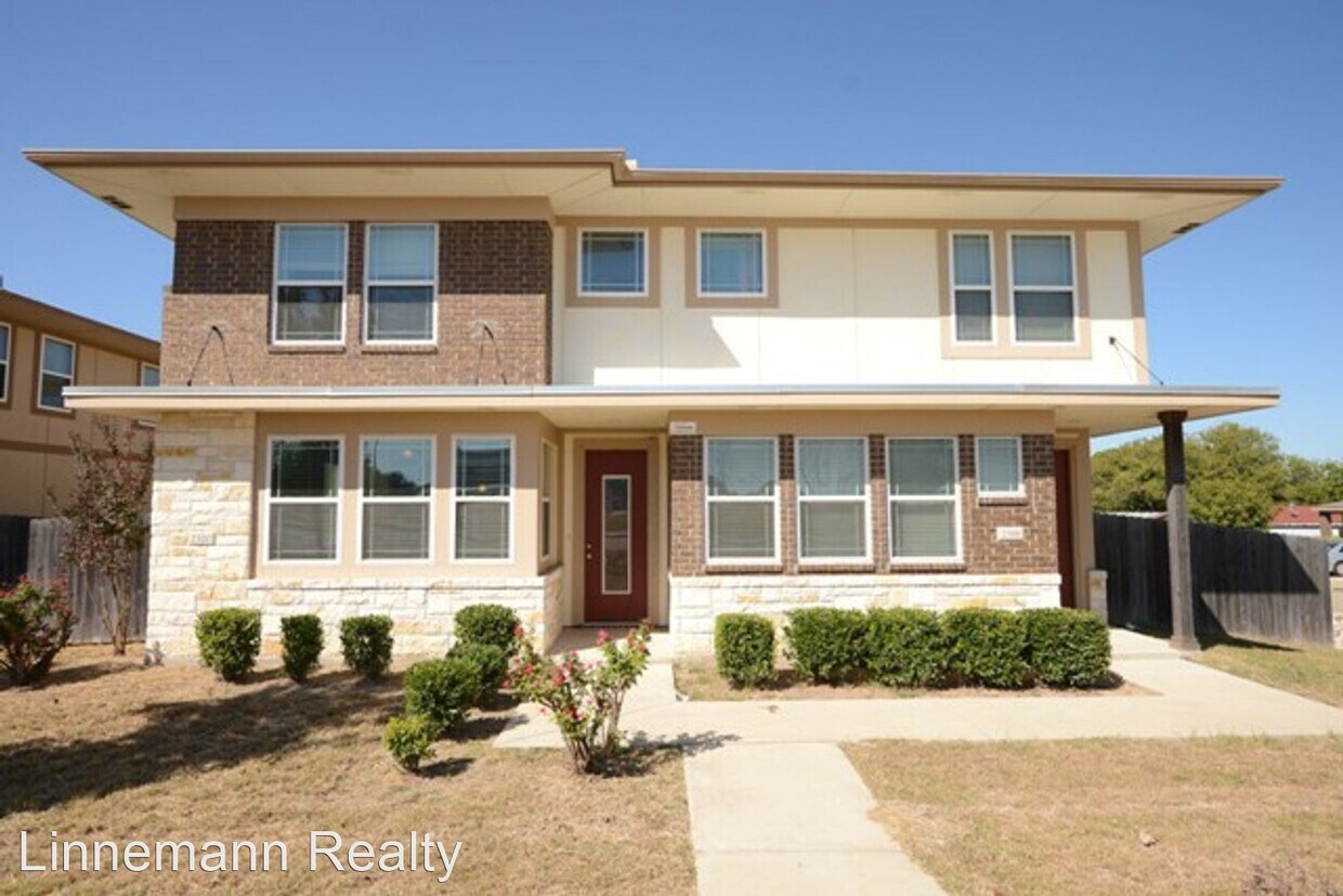 Primary Photo - 3 br, 2.5 bath House - 2320 Verna Lee Blvd