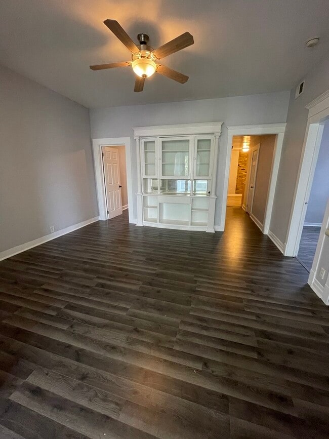 Foto del edificio - 3327 W Evergreen Ave